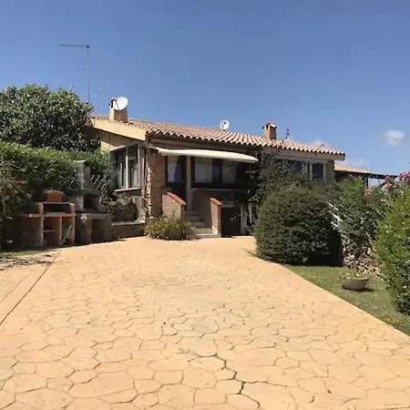 Casa Con Ampio Giardino Ferienhaus *